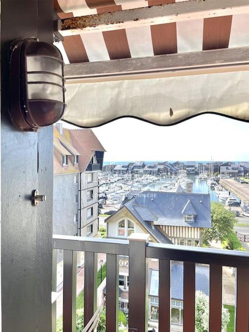 Le Castel 1 C.L.S Deauville Exteriér fotografie