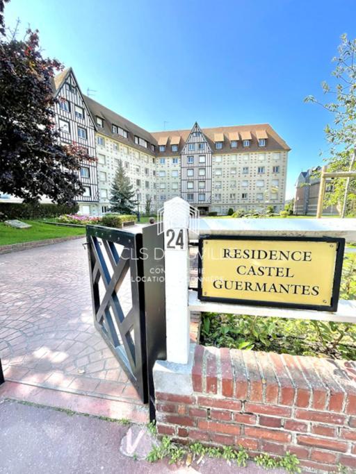 Le Castel 1 C.L.S Deauville Exteriér fotografie
